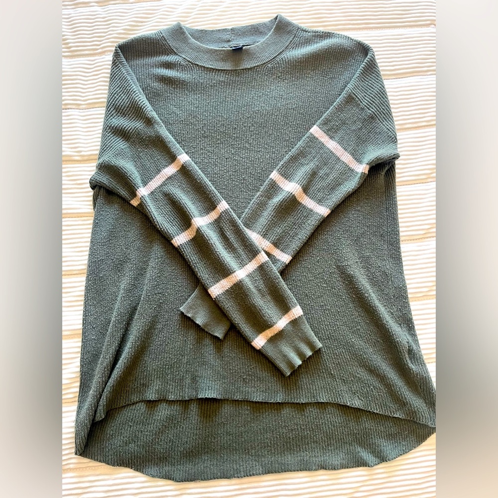 Size XS American Eagle Sweater